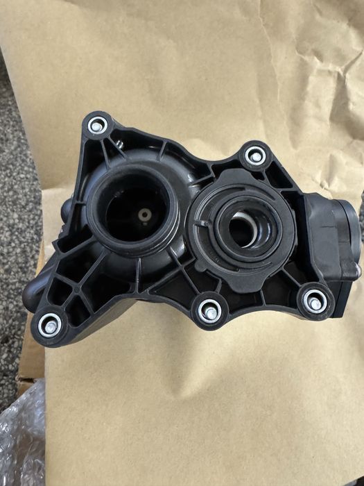 BMW G30 530i и др.с B48 термостат, НОВ, Heat management module 8642560