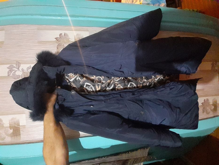 Продам    куртку