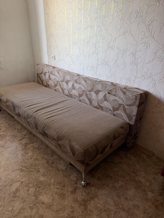 Отдам даром диван, кухонный гарнитур, стенки