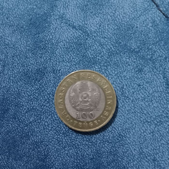 Продам коликционные монеты