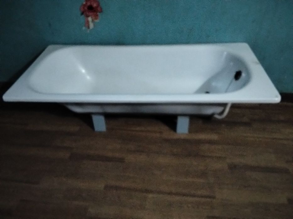 Продам ванну стальная