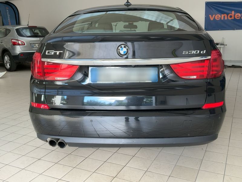 BMW 5er 530d GT Excellis 2011