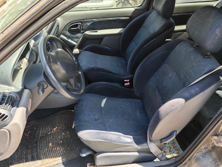 Рено клио 1.4 16 На части! Renault clio 1.4 16V