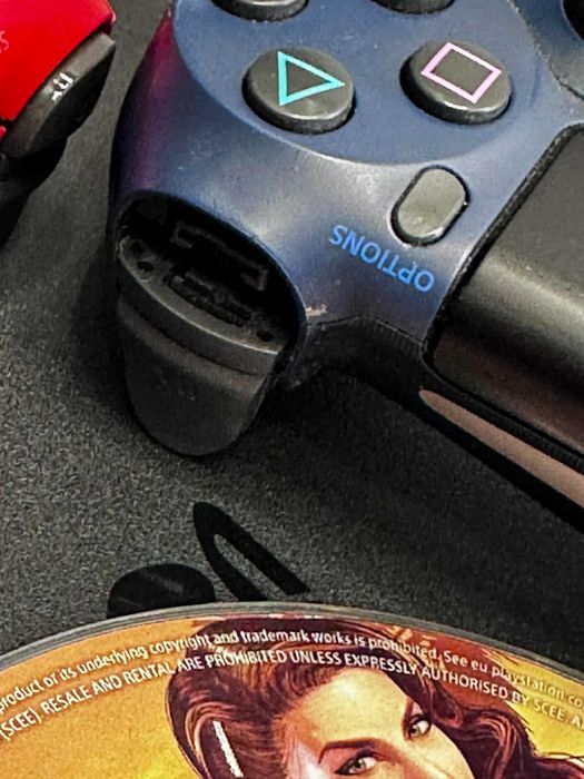 Конзола PlayStation 4 Slim, 500GB HDD, черна