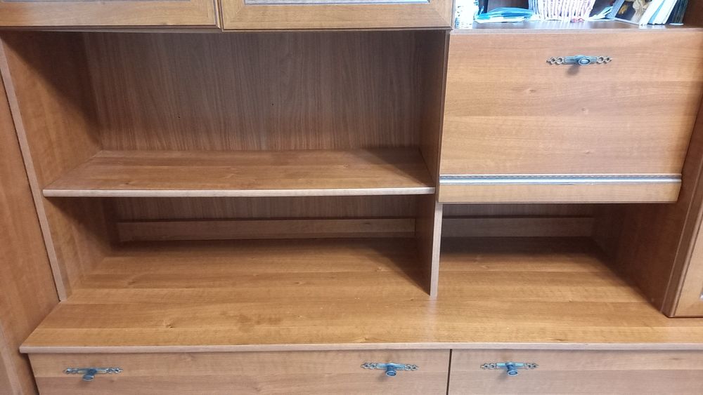 Продам стенку, горку.