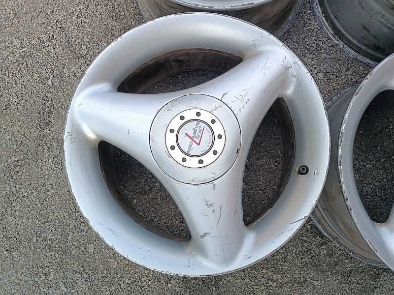 Продам оригинальные легкосплавные диски