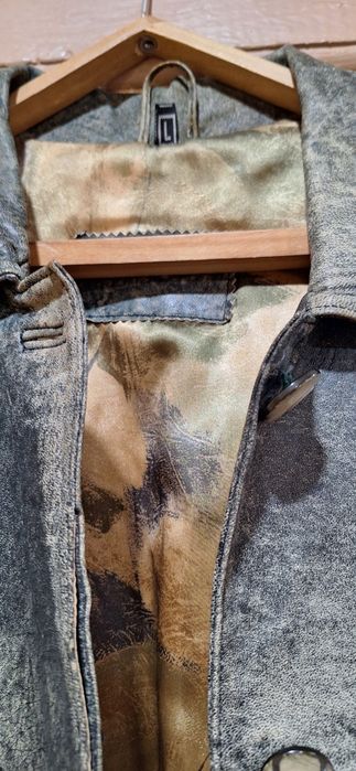 Кожаное пальто L, Roberto Kavalli