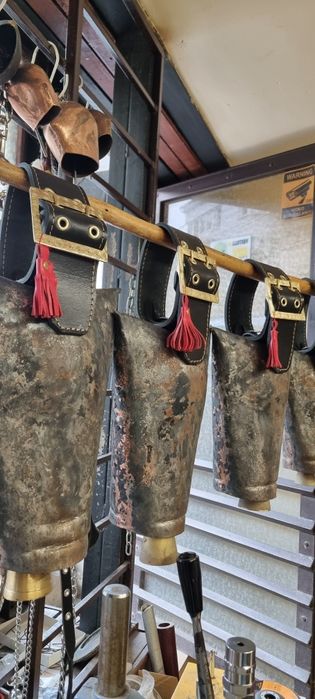 Кожени пискюли за украса на чанове