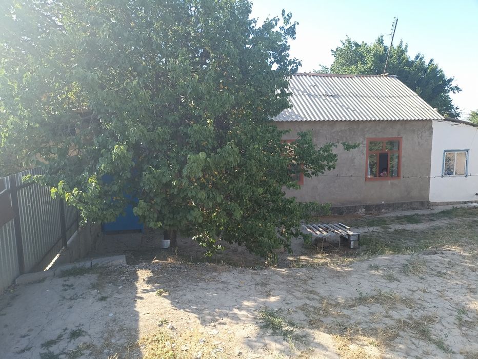 Продается дом, Үй сатылады