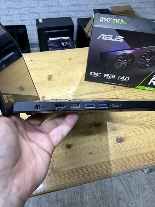 Игровой Nitro V15 на 16 ОЗУ DDR5 и 512 SSD