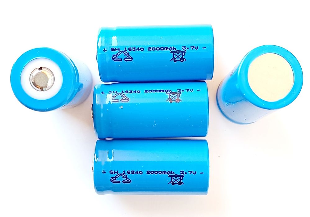 Акумулаторна батерия LC16340 2000mAh 3.7V Li-Ion