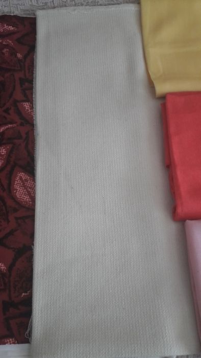 Качествени български платове естествени материали