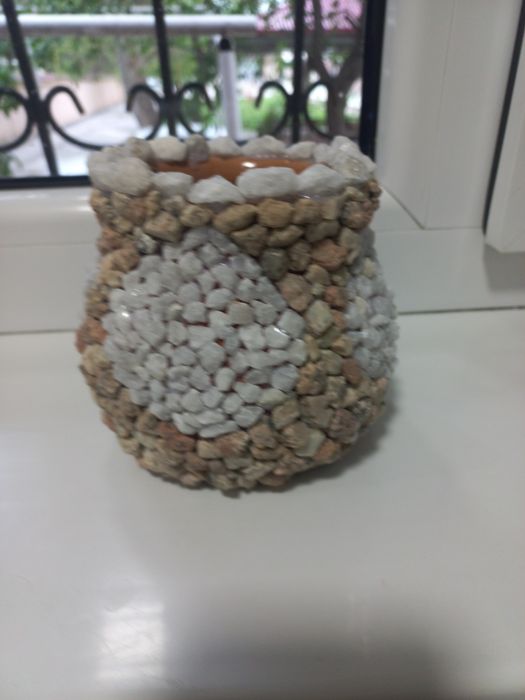 Ваза из камней  красивые