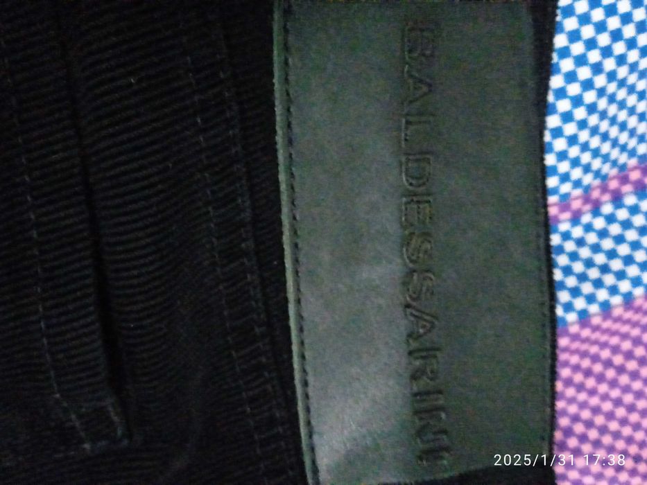 Продам   штаны  вельвет в  отличном  состояние