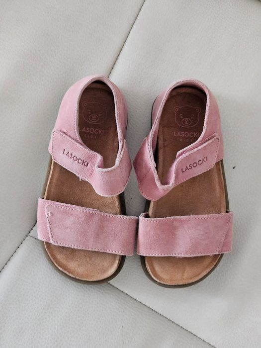 Sandale roz din piele Lasocki pentru fete.
