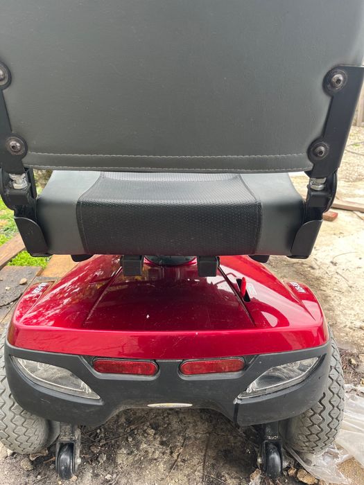 Акумулаторна инвалидна количка AIS 558