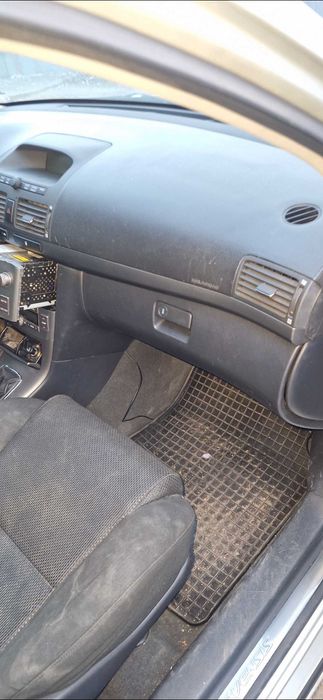 Тойота Авенсис  Toyota Avensis 2003г. 1800куб.  129кс. БЕНЗИН НА ЧАСТИ