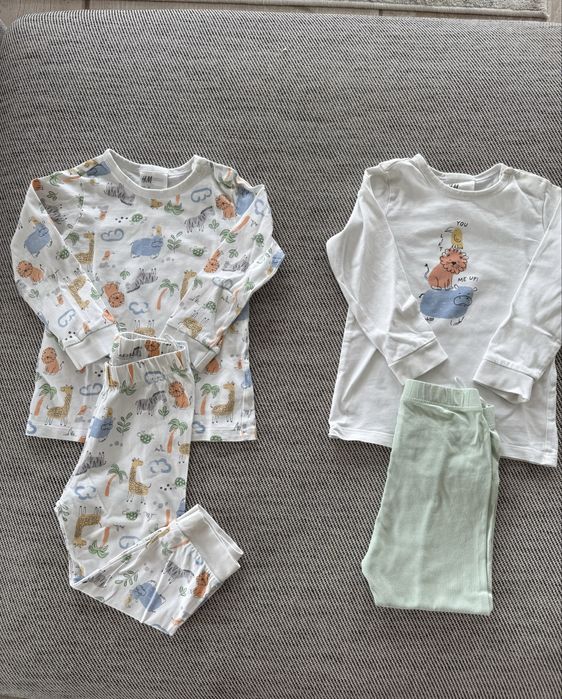 Памучни пижами с принт  9-12 м