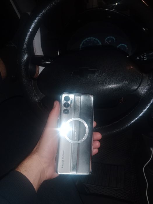 Tecno pova 3 128gb