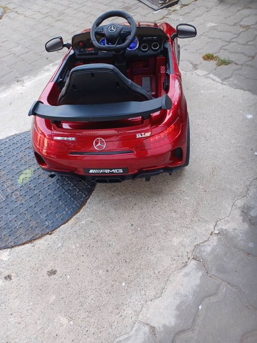 Masina electrica Mercedes AMG pentru copii, vârsta maxima 5 ani