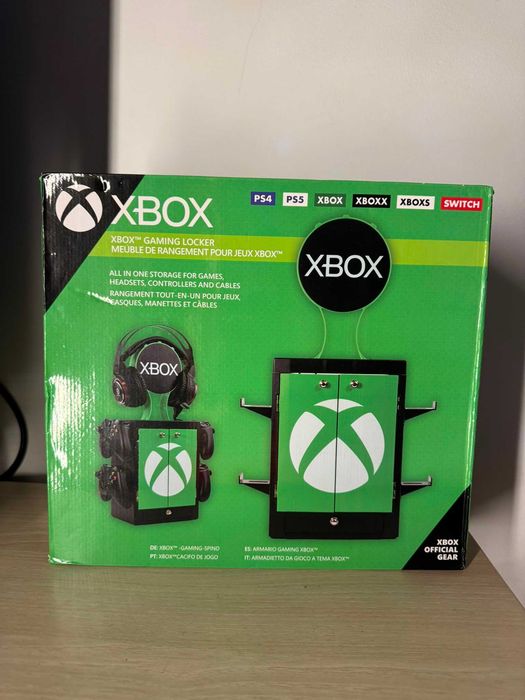 Organizator Gaming Xbox Oficial Numskull – Suport Jocuri, Controllere și Căști, Nou
