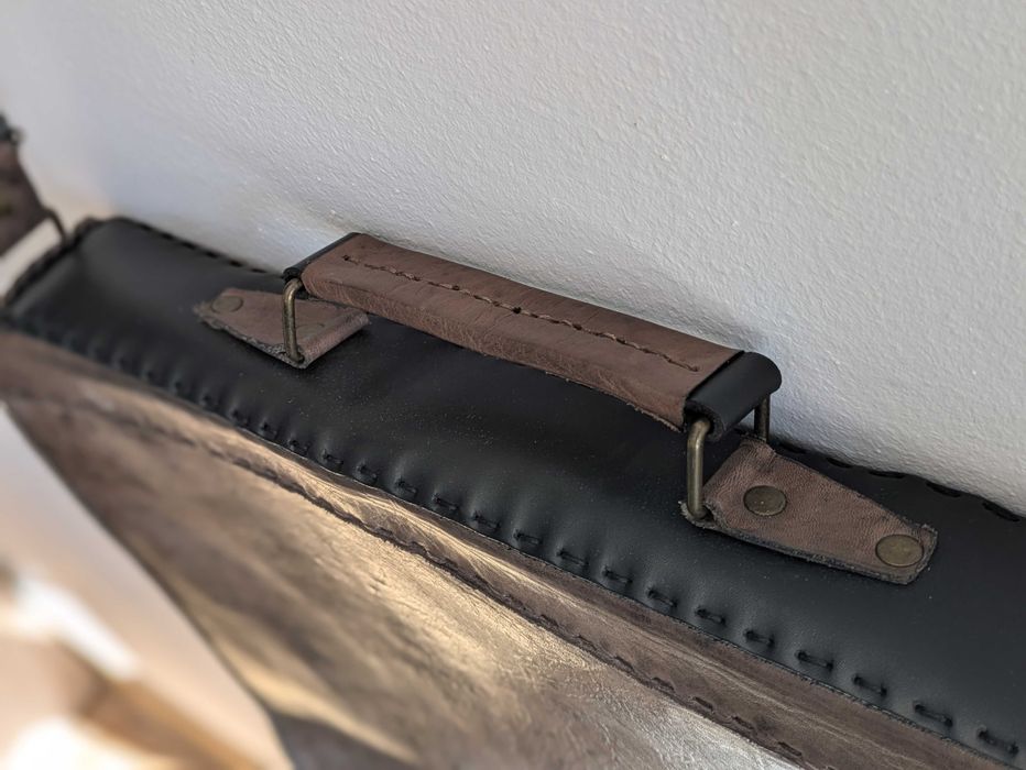 Geantă elegantă bărbătească - 100% piele naturală