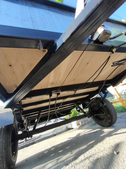 Arava (pritsep) sotiladi