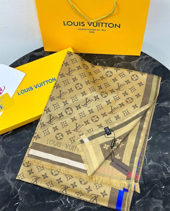 Подарки!!Брендовые шарфы, платки!