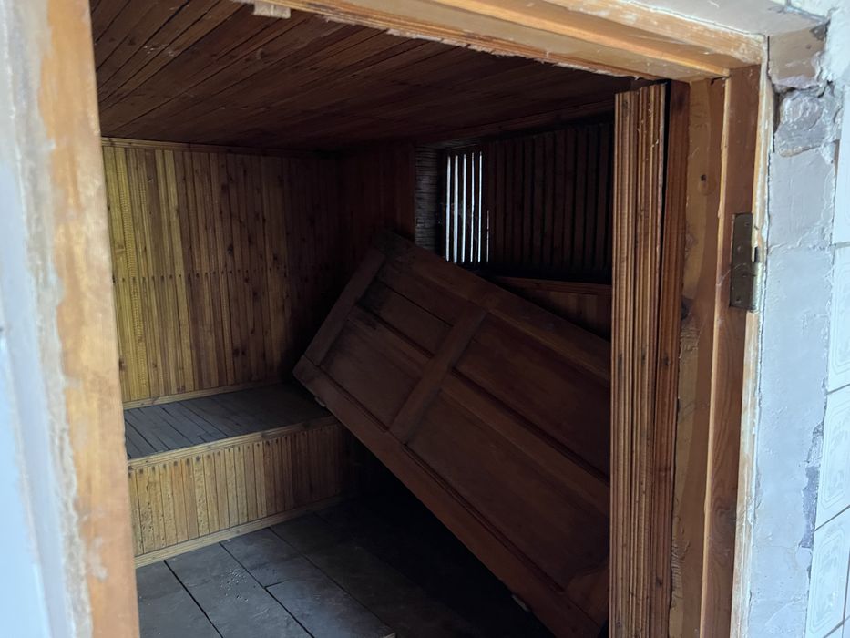 Нукус шахрида жой сотилади тошкент мехмонахаси орка тарафи