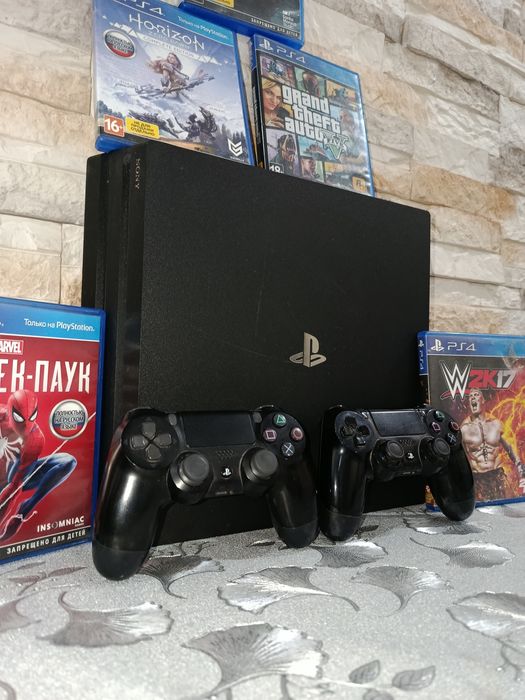 ps4 pro+1 tb+2 джойстика+6 игр