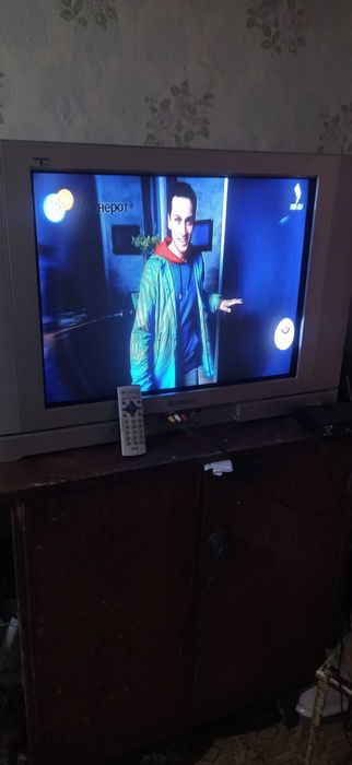 Телевизор panasonik D 70 пришахтинск