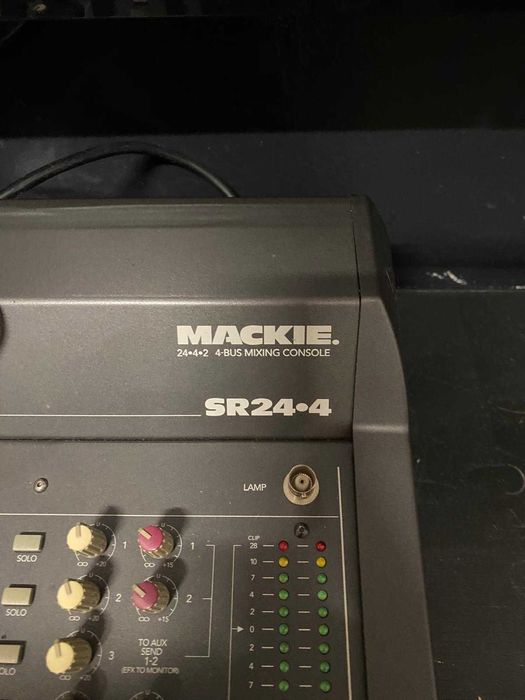 mixer  MACKIE 24.4.2 4 BUS MIXING CONSOLE SR24.4