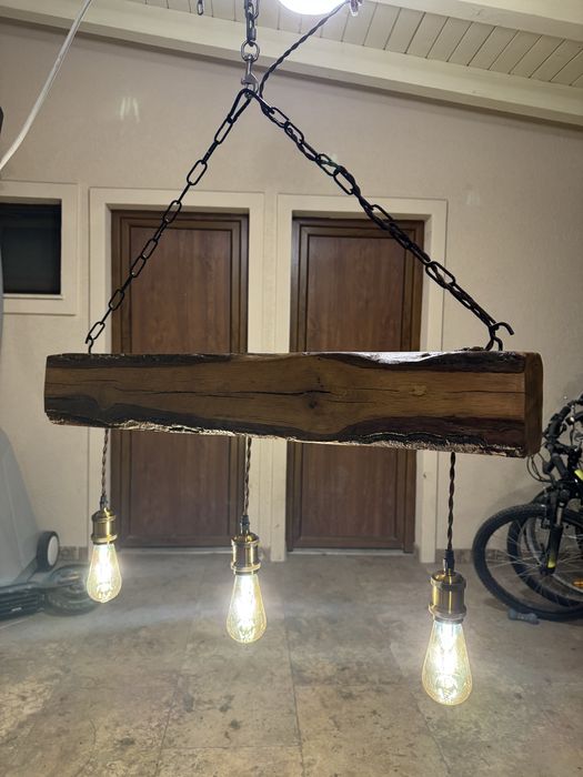 Candelabru din grinda veche de stejar