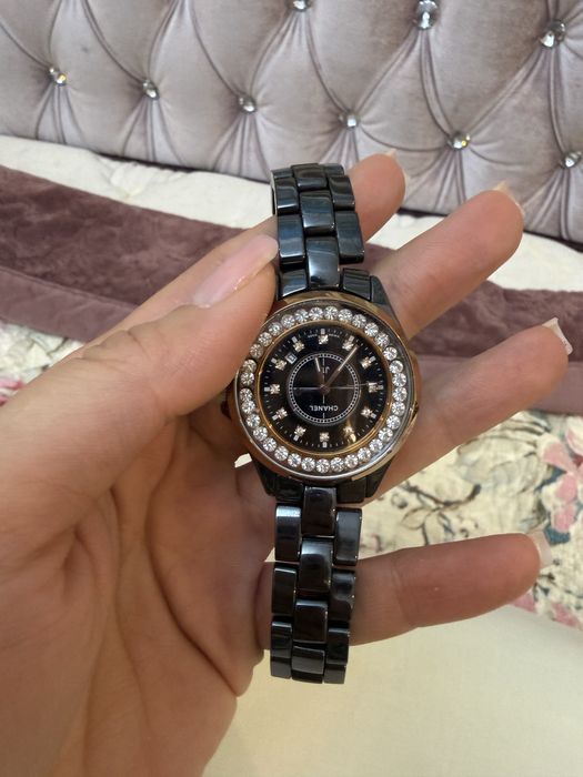 Оригинальные винтажные часы CHANEL