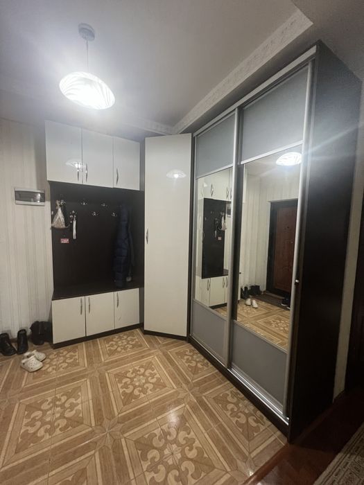 Шкаф для прихожей