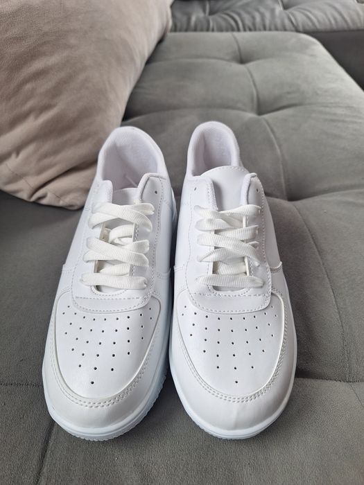 Дамски маратонки