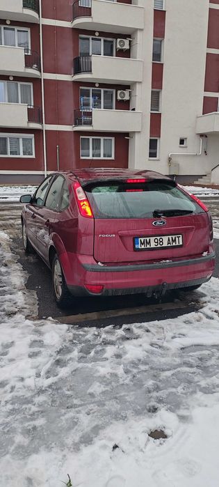 Ford Focus - 1,6 benzină