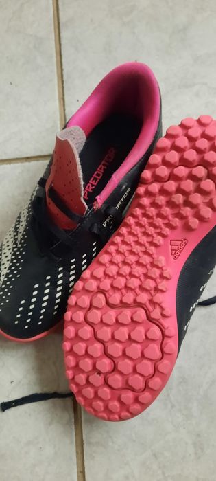 Vând adidasi adidas originali mărimea 32 pt copiii