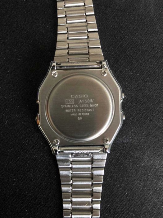 Продам часы Casio срочно!