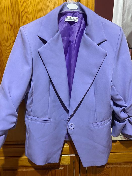 Ново лилаво сако