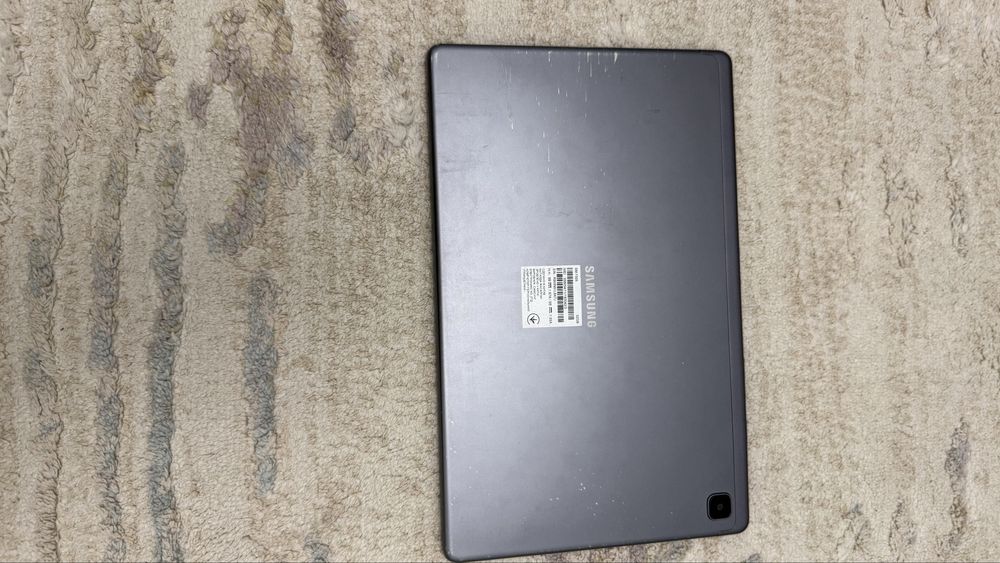 Galaxy Tab A7  Срочно продается