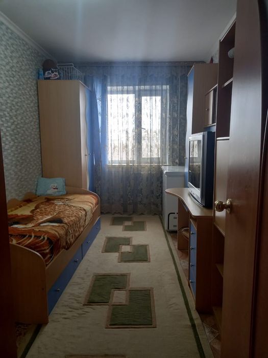 Продам трехкомнатную квартиру