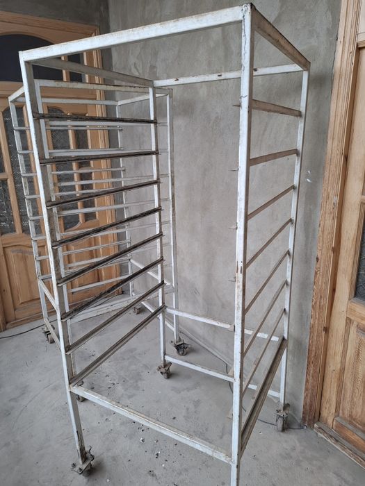 Nonvoyhona uchun jixozlar b/u