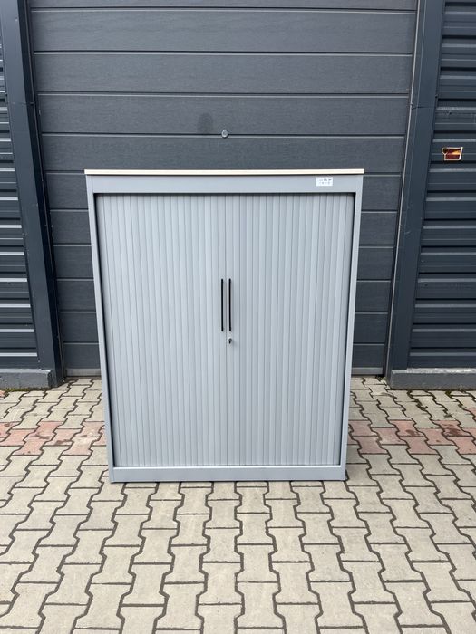 Dulap metalic cu uși tip tambur (rulou) – spațios și rezistent