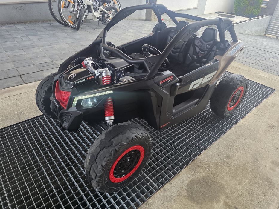 Can-am  Maverick 2locuri/2 baterii  electric 4x4