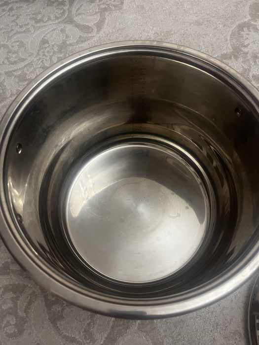 Продам кастрюлю