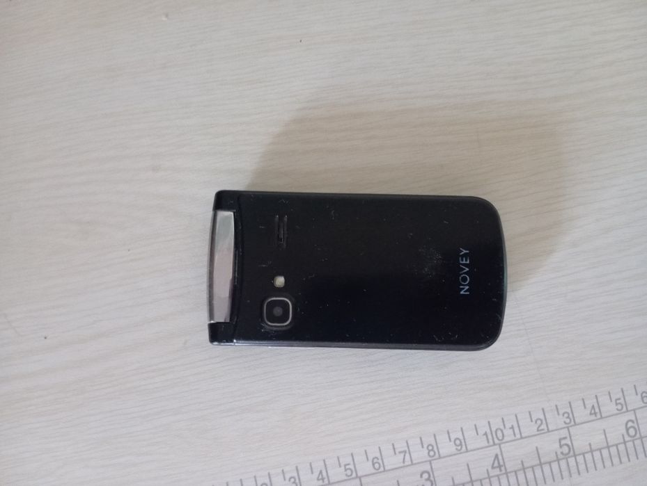 Novey A80 Yaxshi holatda