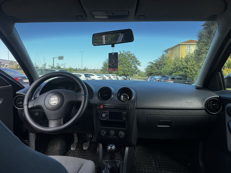 SEAT Ibiza 2004 — imagine 5