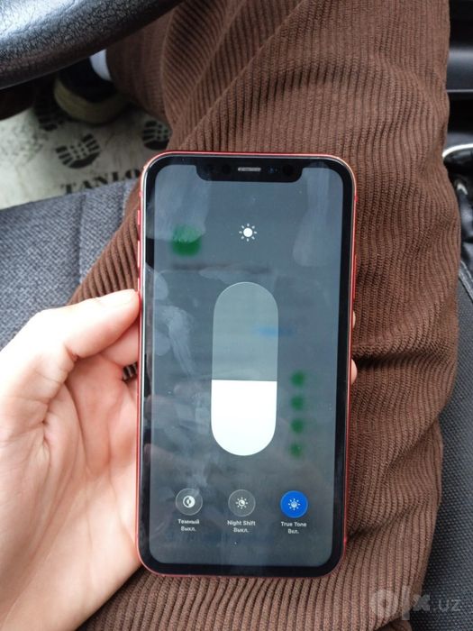 Iphone 11 qizil 128 gb LLA region feys tru ton xamasi ishlidi
