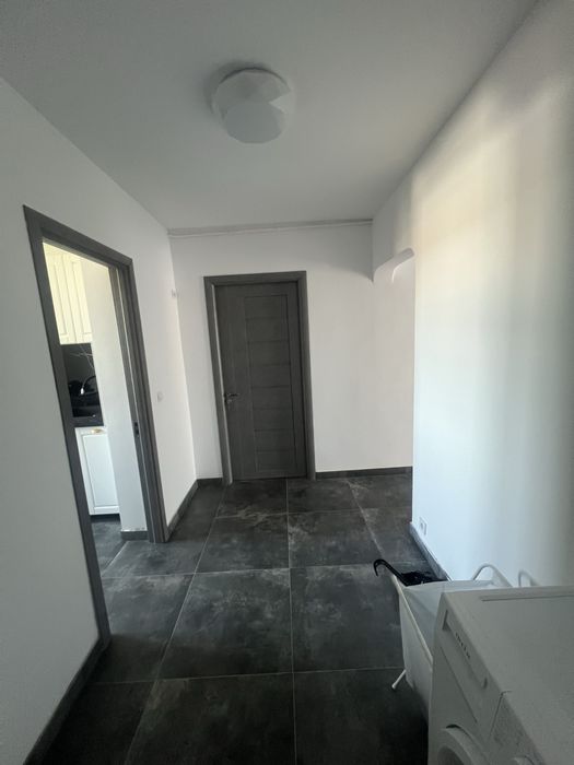Apartament 3 camere - Piața Progresul